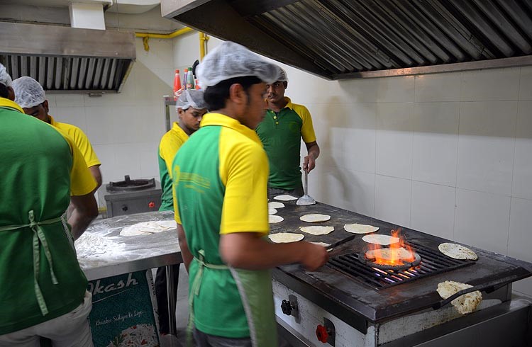 KITCHEN kcc hostels